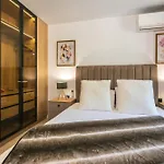 Einik Luxury Apartment Velingrad