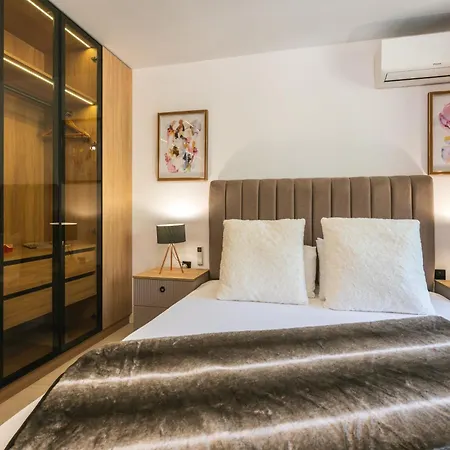 Einik Luxury Apartamento Velingrad