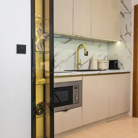 Einik Luxury * ולינגראד
