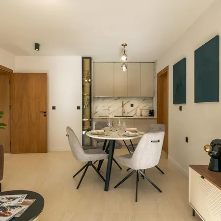 Einik Luxury Apartamento Velingrad